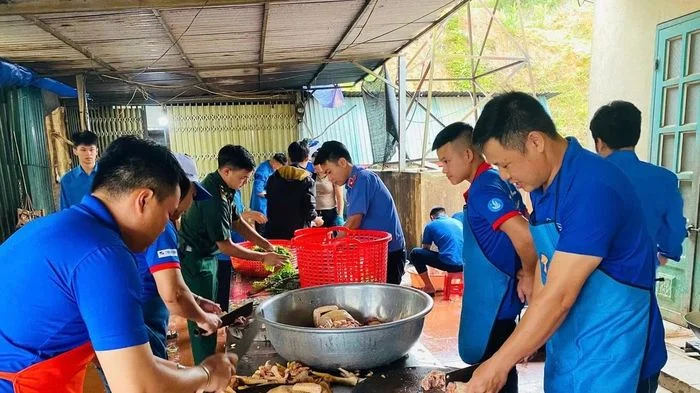 Từ những bếp ăn nghĩa tình đến giảng đường tương lai