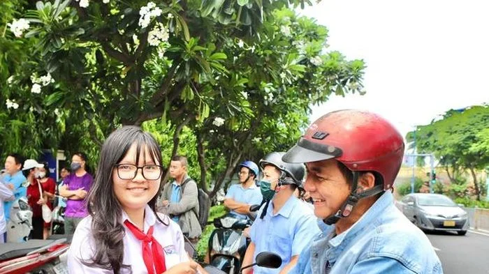 Thi lớp 10 tại TPHCM: Thí sinh nói đề Toán vừa sức, tự tin 'bỏ túi' điểm khá