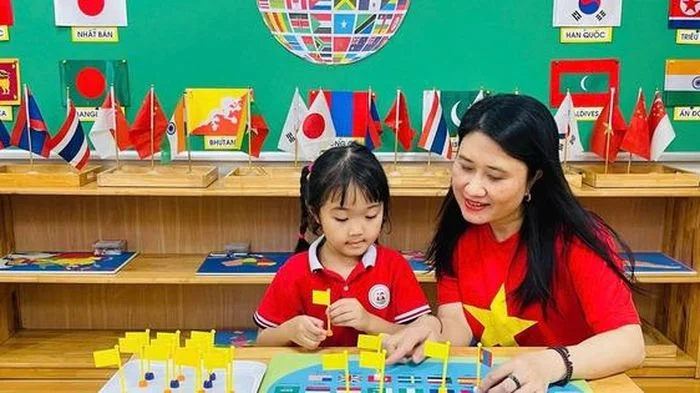 Phụ huynh Hà Nội bắt đầu thử nghiệm đăng ký tuyển sinh đầu cấp
