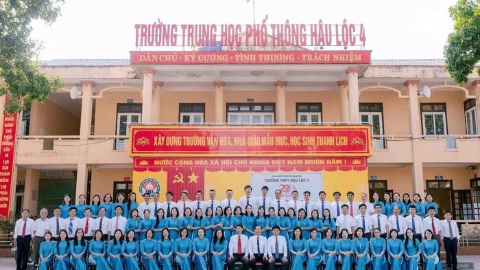 Hai thập kỷ nơi chân sóng: Trường THPT Hậu Lộc 4 và những dấu son