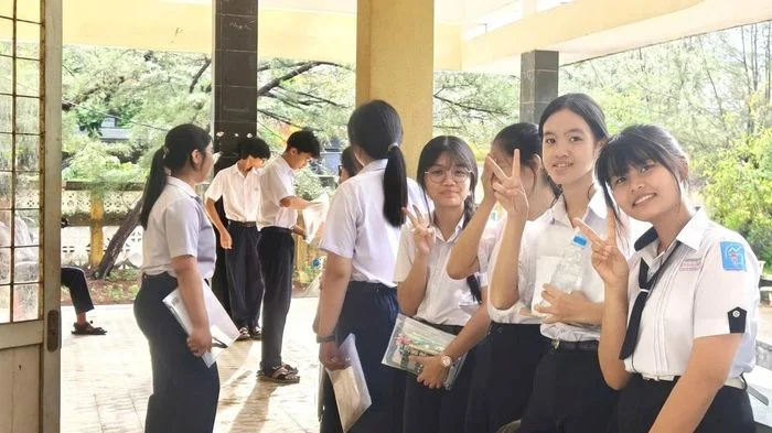 Thí sinh Đắk Lắk nhận nhiều hỗ trợ bước vào Kỳ thi tuyển sinh lớp 10