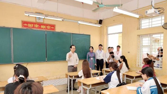Bộ trưởng Hoàng Minh Sơn: Không tự ý xử lý sự cố trong kỳ thi THPT