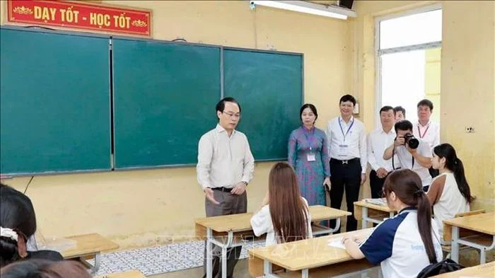Hơn 1,2 triệu thí sinh tham dự kỳ thi tốt nghiệp THPT 2026
