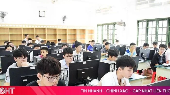 Gần 600 thí sinh tranh tài vòng sơ loại hội thi 'Tin học trẻ tỉnh Hà Tĩnh'