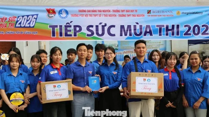 Thái Nguyên huy động hàng nghìn tình nguyện viên tiếp sức mùa thi