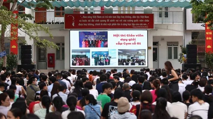 Tư vấn lựa chọn tổ hợp môn học theo định hướng nghề nghiệp