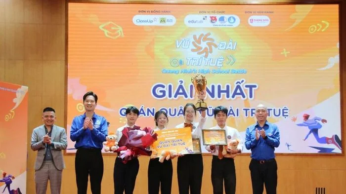 Tuổi trẻ Quảng Ninh chinh phục vũ đài tiếng Anh, hội nhập quốc tế