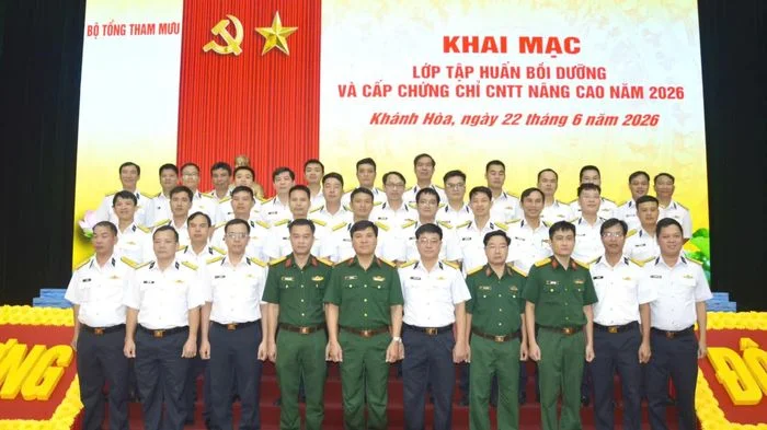 Bồi dưỡng, cấp chứng chỉ công nghệ thông tin nâng cao cho cán bộ, giảng viên Học viện Hải quân