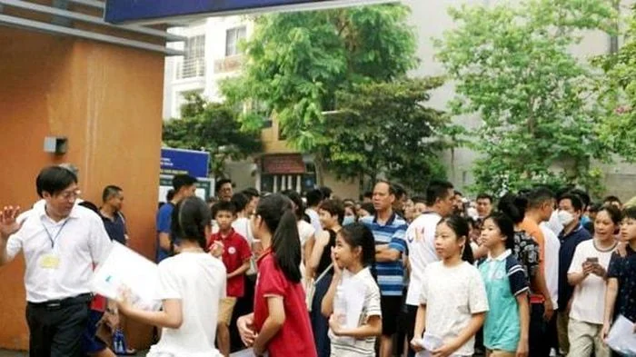 Hơn 1.500 thí sinh dự kiểm tra năng lực vào lớp 6 Trường THCS chất lượng cao Chu Văn An