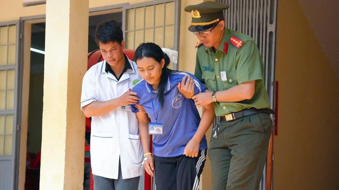 Vừa phẫu thuật ruột thừa, nén đau dự thi tốt nghiệp THPT năm 2026