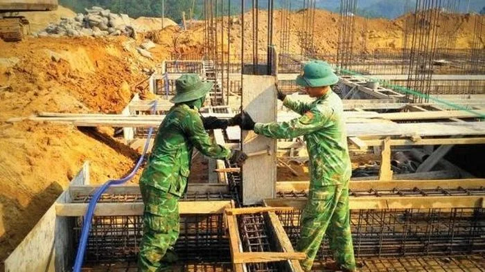 Xây tri thức trên vùng biên giới