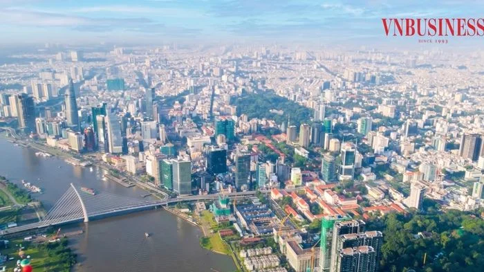 Cung nhiều, cầu ít, bất động sản đối diện 'khủng hoảng thừa'?