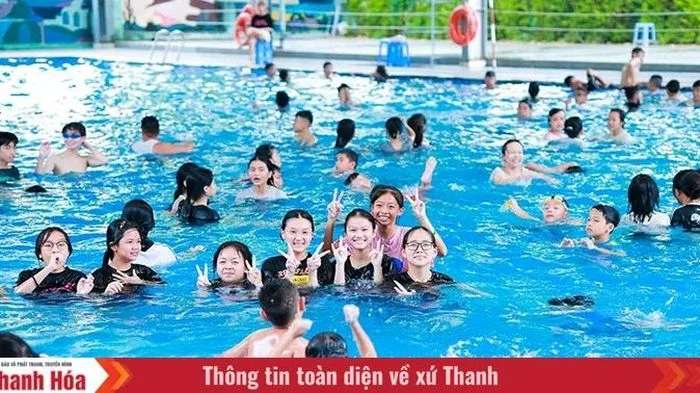 'Bơi' cùng mùa hè