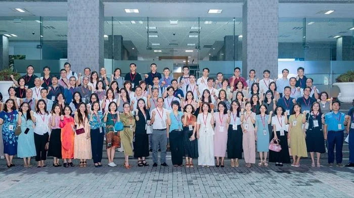 Gần 80 cán bộ, giảng viên Trường ĐH Ngoại Thương lên đường tham gia coi thi tốt nghiệp THPT 2026