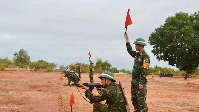 Xây dựng đơn vị vững mạnh toàn diện ở Trung đoàn Bộ binh 812