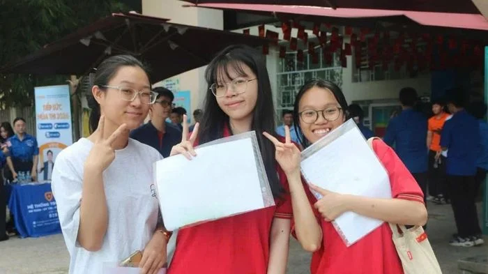 Thí sinh tự tin trước giờ thi Ngữ văn: Có đoán đề, nhưng không học tủ