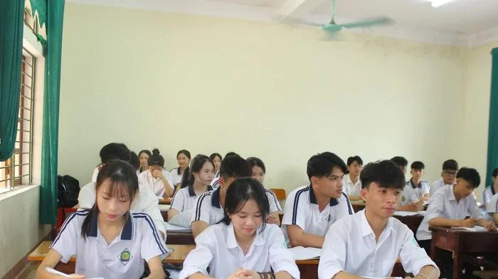 Đề xuất tăng 166 chỉ tiêu lớp 10 cho các trường THPT phía nam Hà Tĩnh
