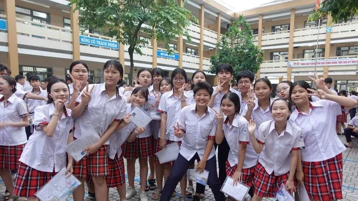 Thí sinh TP Hồ Chí Minh tự tin bước vào môn Ngữ văn của kỳ thi lớp 10