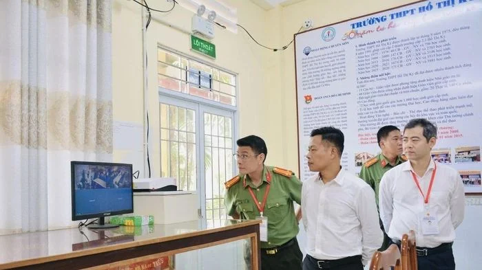 Thi tốt nghiệp THPT 2026: Cảnh báo gian lận công nghệ cao