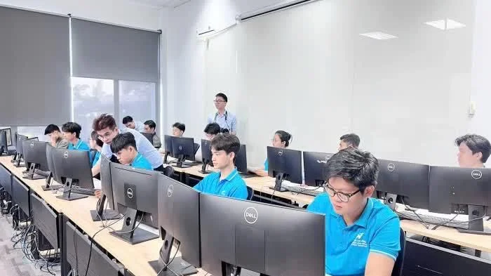 Học bổng ngành chiến lược thu hút nhân tài