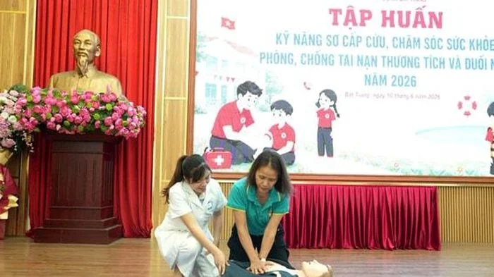 Bát Tràng tăng cường kỹ năng phòng, chống đuối nước cho trẻ em dịp hè