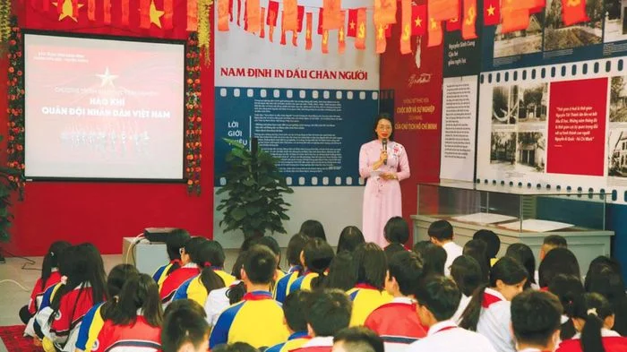 Chung tay bảo vệ trẻ em trên môi trường số