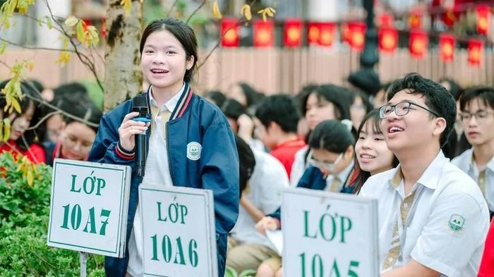 Lớp 10 - chọn tổ hợp hay chọn tương lai?