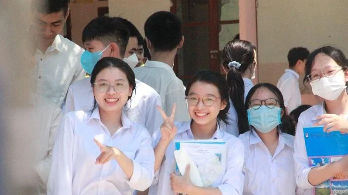 Hà Tĩnh công khai số điện thoại lãnh đạo ngành giáo dục tiếp nhận phản ánh