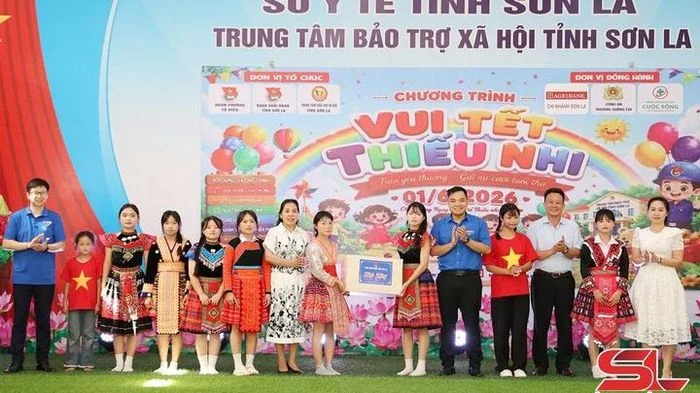 Chương trình 'Vui Tết thiếu nhi'