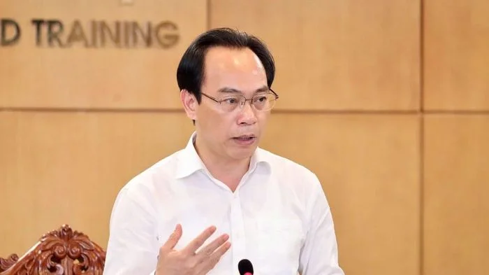 Bộ trưởng Bộ Giáo dục: Phải đầu tư trường lớp để giảm áp lực tuyển sinh vào lớp 10