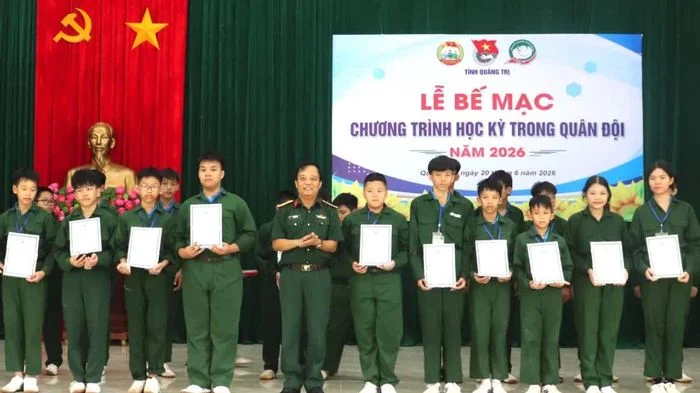 Bế mạc chương trình 'Học kỳ trong quân đội' năm 2026