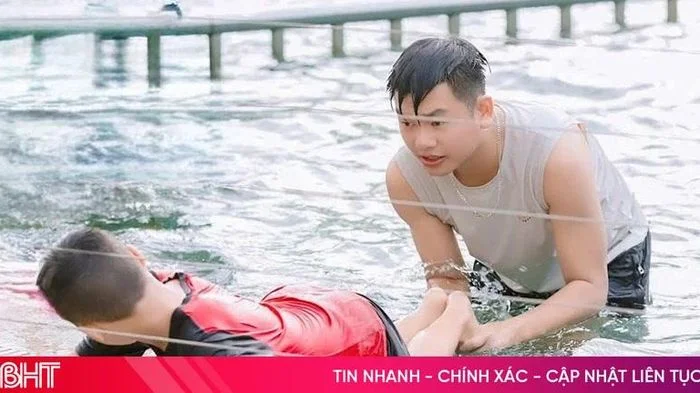 Sôi động các lớp dạy bơi miễn phí cho thiếu nhi Hà Tĩnh