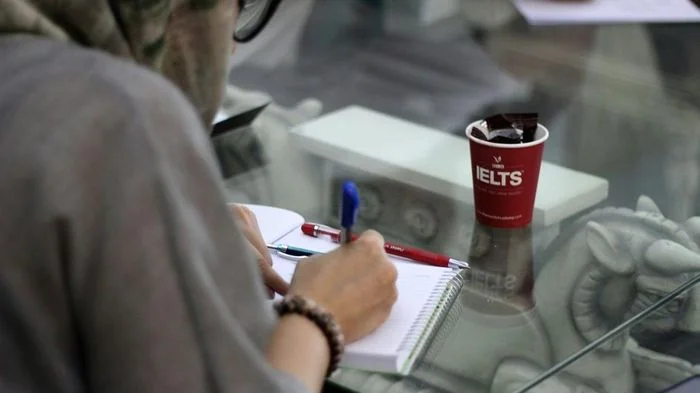 Chấm sai 63.000 bài thi IELTS, Cambridge bị phạt nặng